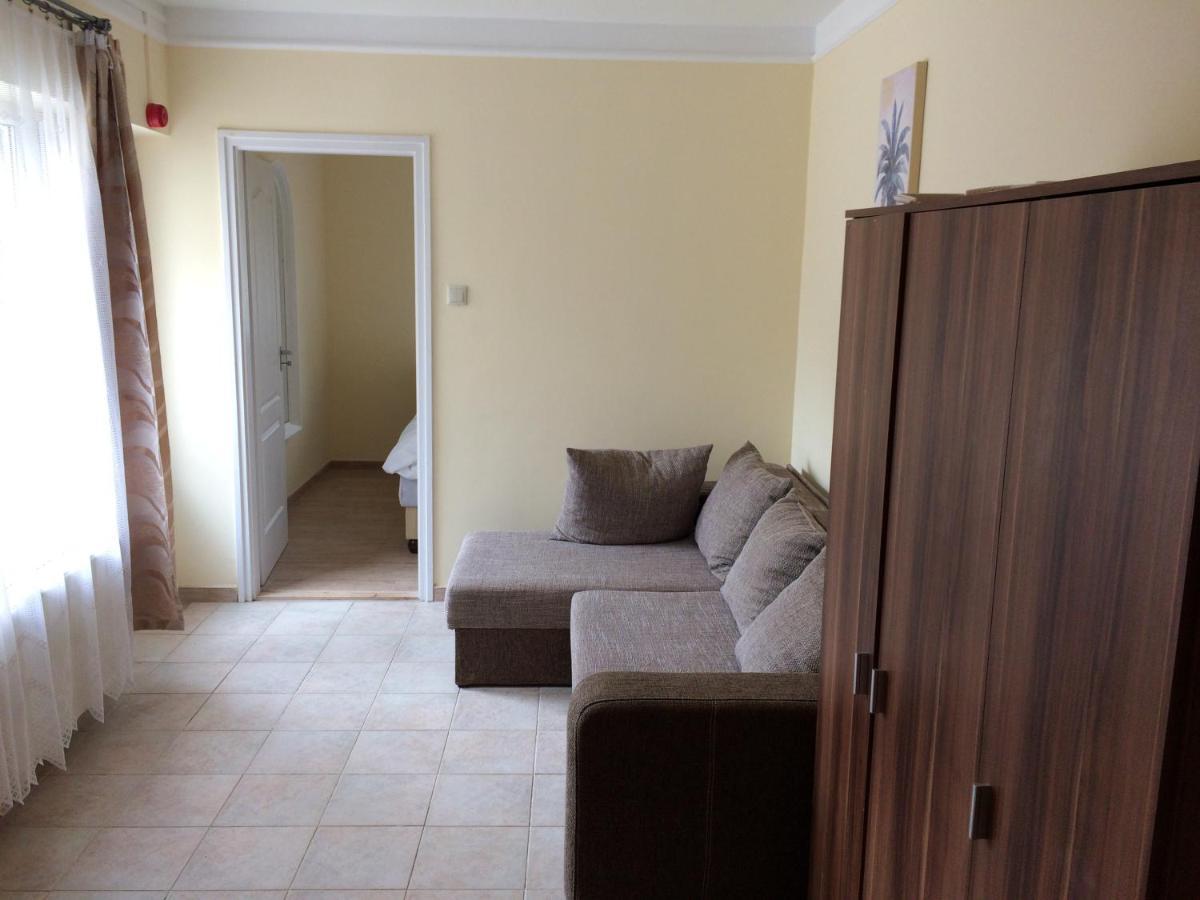 Harmonia Panzio Apartment Bogacs Ngoại thất bức ảnh