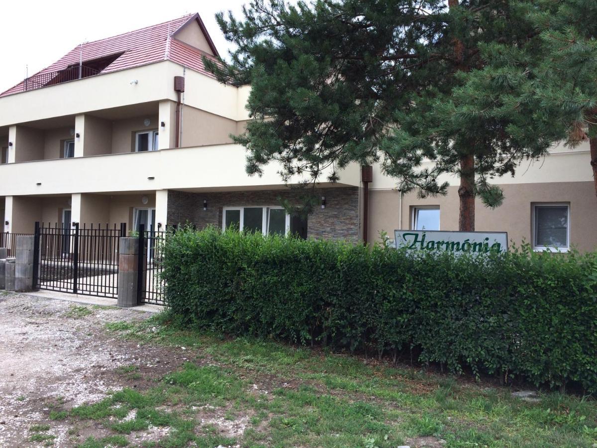 Harmonia Panzio Apartment Bogacs Ngoại thất bức ảnh