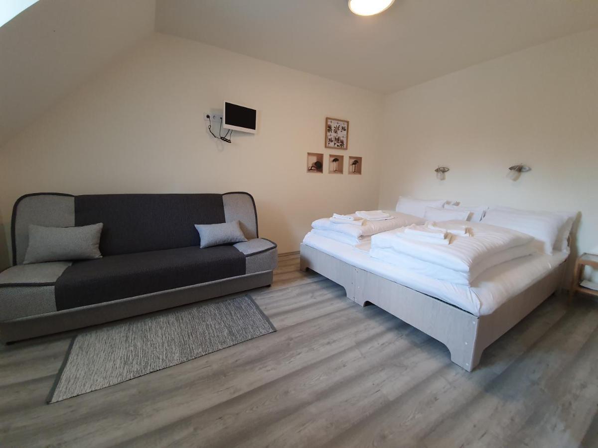 Harmonia Panzio Apartment Bogacs Ngoại thất bức ảnh